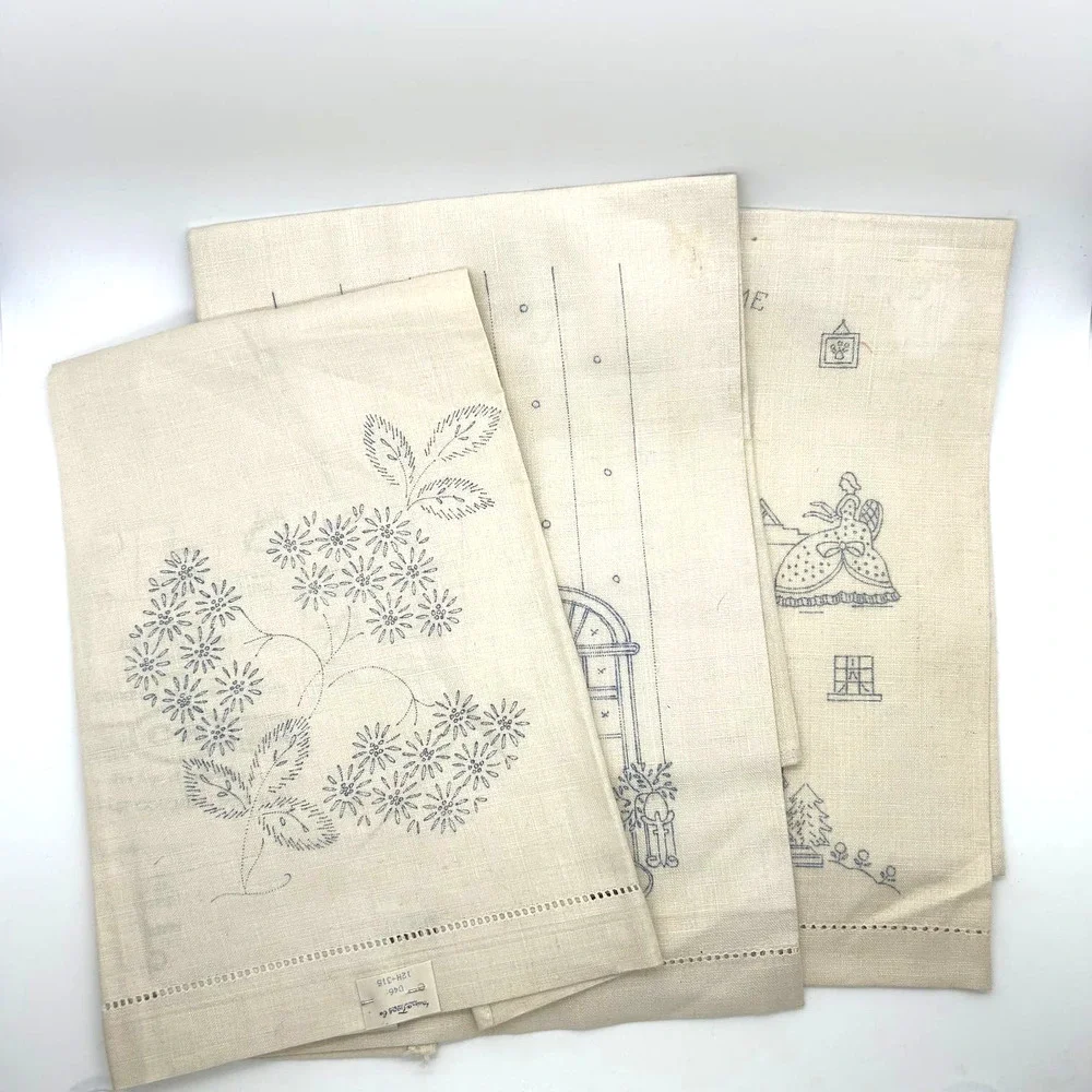 Vintage Linen Napkins for Embroidery Craft Cream Color Lot of 3 NOS